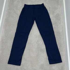 Men’s Lululemon Lined Joggers, Navy Blue, super comfortable and warm, size M